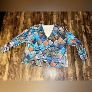 Never worn NWOT button down shirt size 2X looks like a cable knit sweater